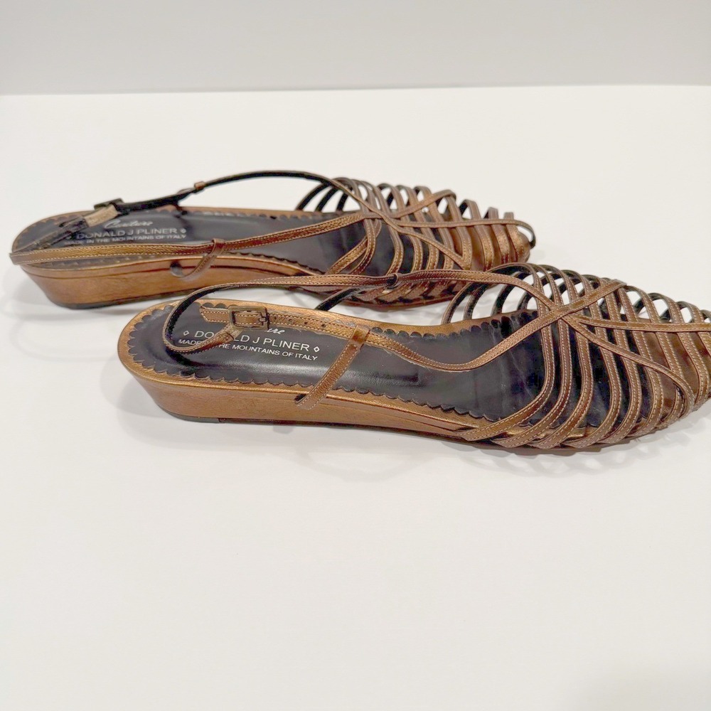 Donald J Pliner Couture Italian Leather Women 9 Bronze Strappy Wedge Sandals - Picture 5 of 7